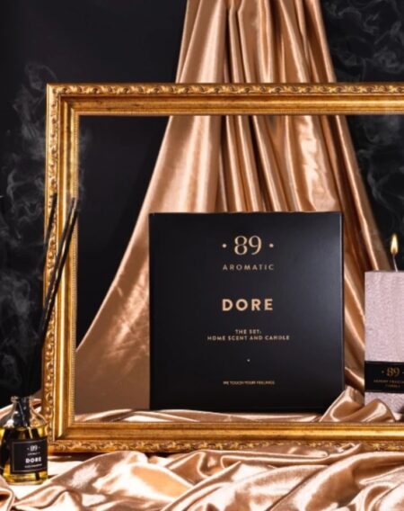 89 Aromatic Rinkinys: Namų kvapas ir palmių vaško žvakė